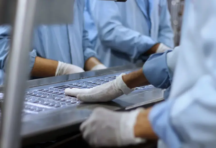 Production environment relevant to induction seals vs tamper-evident bands